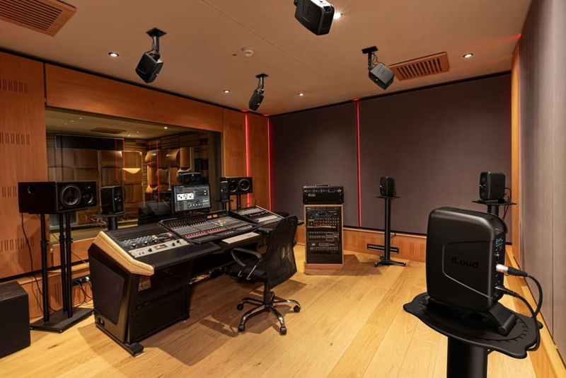 IK iLoud MTM MKII Immersive Bundle - zestaw 11 monitorów