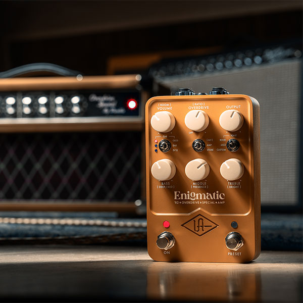 UA - UAFX Enigmatic 82 Overdrive Special Amp