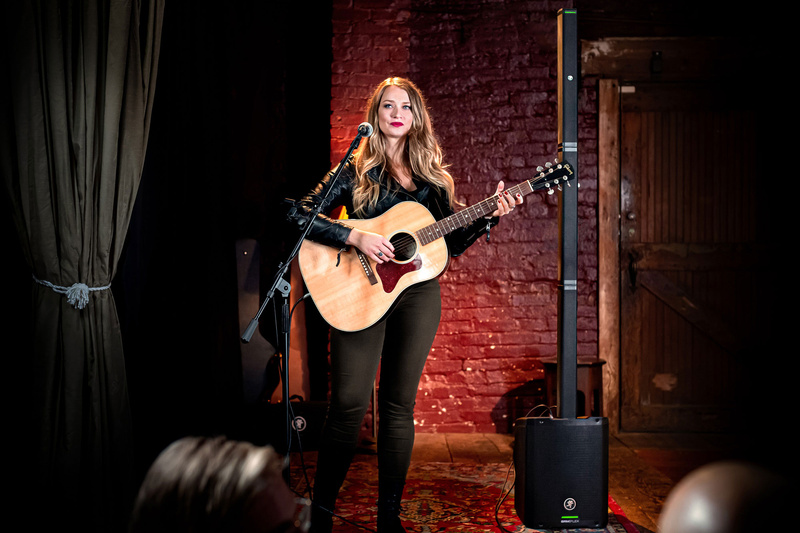 Mackie SRM FLEX - Kolumna PA