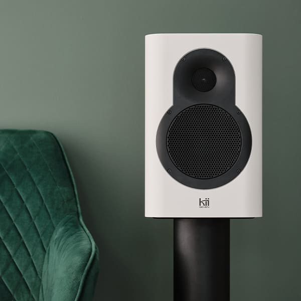 Kii SEVEN Fine Touch White (Single) - Aktywny monitor studyjny
